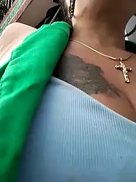 Ariana-07 on StripChat 